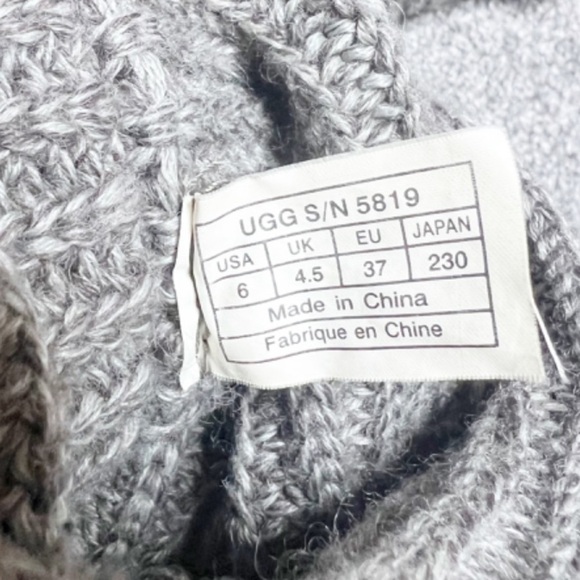 UGG Women's Classic Cardy Tall Knit Acrylic Winter Button Boots - Picture 15 of 16